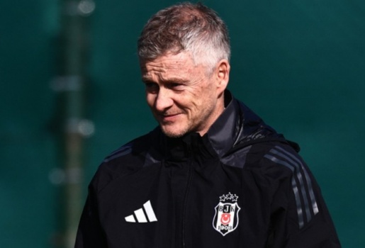 Ole Gunnar Solskjaer đối mặt áp lực bị sa thải tại Besiktas