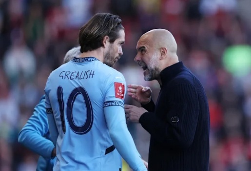 Jack Grealish sa sút nặng, Pep Guardiola bị tố hủy hoại sự nghiệp tại Man City