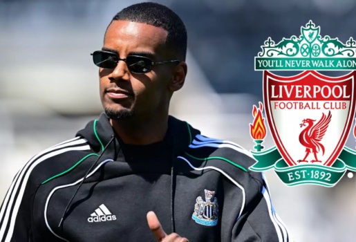 Liverpool ráo riết săn tiền đạo Alexander Isak cùng hai phương án dự phòng