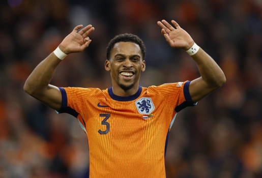 Jurrien Timber trấn an CĐV Arsenal: Tự tin gửi thông điệp sau chấn thương