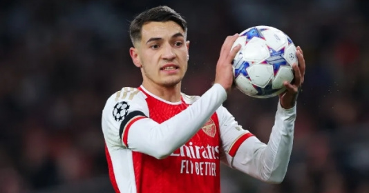 Arsenal âm thầm bán đứt Jakub Kiwior cho Porto