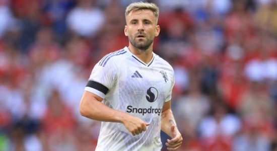 Shaw trở lại: Amorim đã chọn người đá trận MU gặp Arsenal?
