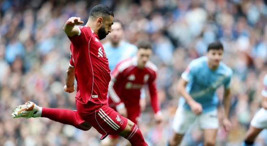 4 điểm đen của Liverpool sau trận thua đậm Man City