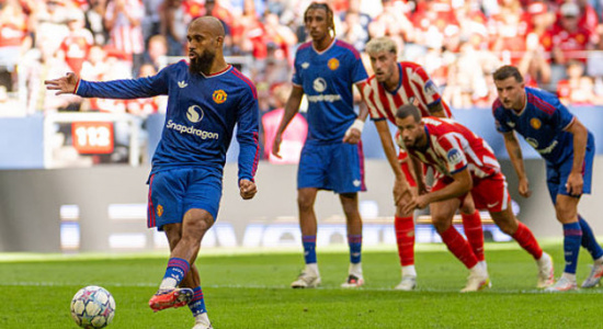 Mbeumo lập cú đúp, MU lội ngược dòng hạ Atletico 2-1