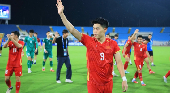Đình Bắc vươn tầm châu Á và bài học từ HLV Kim Sang-sik