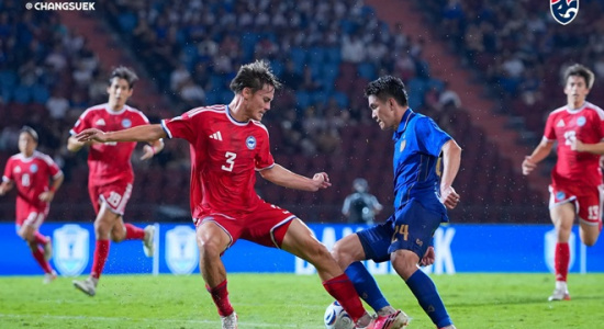 Thắng sốc Thái Lan tại Rajamangala, Singapore vẫn bị loại khỏi ASEAN Cup