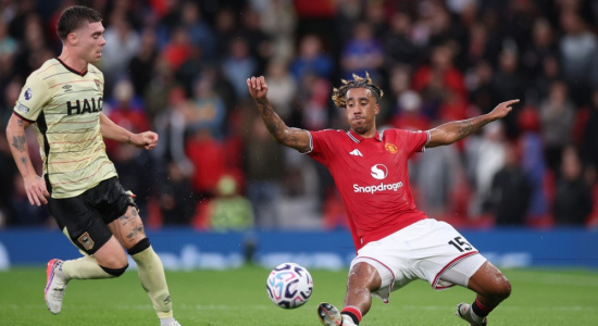 Man Utd và nghịch lý ở vị trí trung vệ