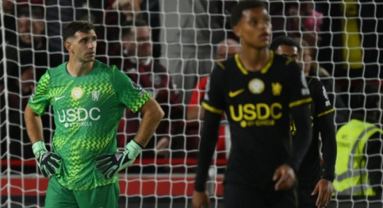 5 lý do khiến Chelsea 'phơi áo' trước Brentford: Canh bạc thất bại của Alonso