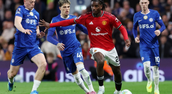 Man Utd nên làm gì với Ayden Heaven?