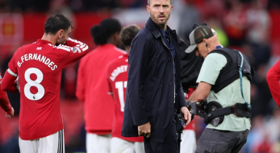 Man Utd đối mặt làn sóng tháo chạy nếu sa thải Carrick
