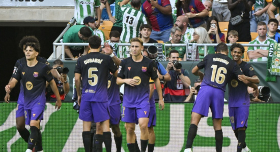 Hỏa lực hủy diệt đưa Barca bay cao trước El Clasico
