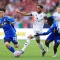 Trình làng tân binh, MU hòa đáng tiếc với Leeds