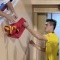 Tiến Linh gặp sự cố trượt ngã