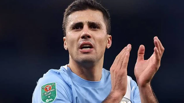Barca chốt giá 70 triệu euro mua Rodri từ Man City