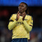 Màn chuộc lỗi của Eze mở ra hy vọng cho Arsenal