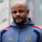 Vincent Kompany xuất viện sau sự cố ngất xỉu tại Bayern Munich