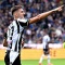 Napoli từ bỏ Darwin Nunez, quyết chiêu mộ Lorenzo Lucca