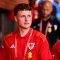 Nathan Broadhead trở lại Wrexham trong thương vụ đắt giá nhất lịch sử CLB