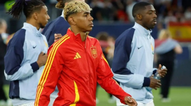 Kounde và Fabian Ruiz tin đồng đội Dembele, Yamal có thể đoạt Quả bóng Vàng 2025