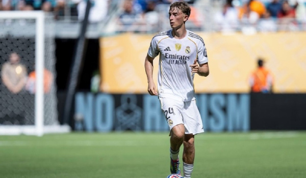 Real Madrid thắng Pachuca với nhiều điểm sáng nổi bật