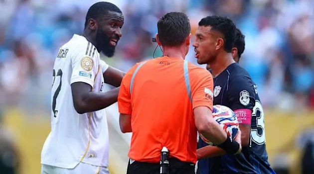Xabi Alonso xác nhận FIFA điều tra phân biệt chủng tộc với Rudiger