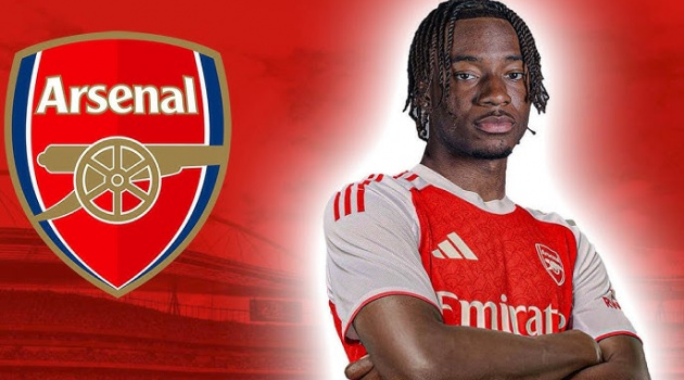 Chuyển nhượng giữa kình địch là canh bạc mạo hiểm và hy vọng