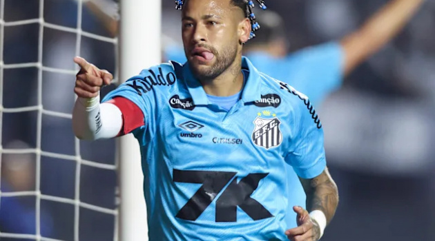 Neymar tỏa sáng với cú đúp giúp Santos thắng thuyết phục 3-1