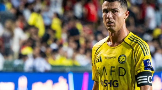 Ronaldo tạo dấu ấn lịch sử: Ghi 100 bàn cho CLB thứ tư trong sự nghiệp