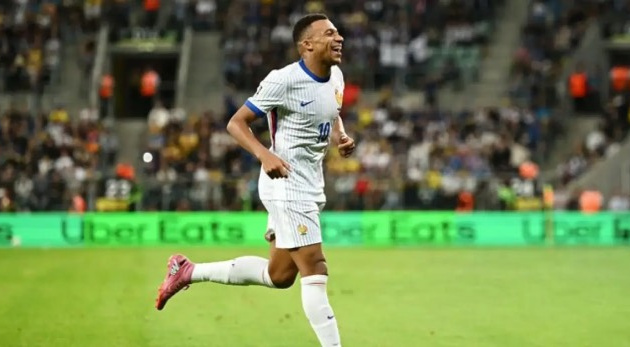 Mbappe san bằng kỷ lục ghi bàn của Henry