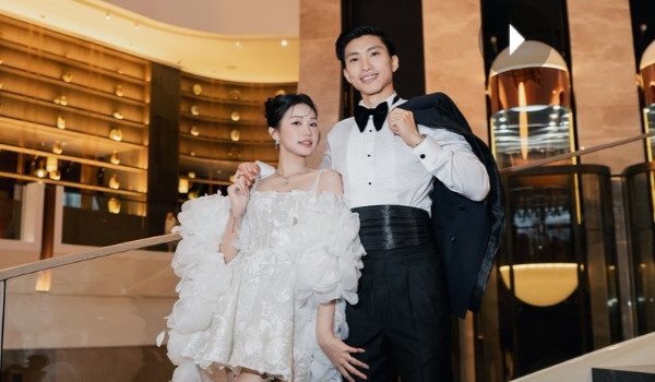 Nhan sắc ‘gây bão’ của bà xã Đoàn Văn Hậu trong dịp đặc biệt