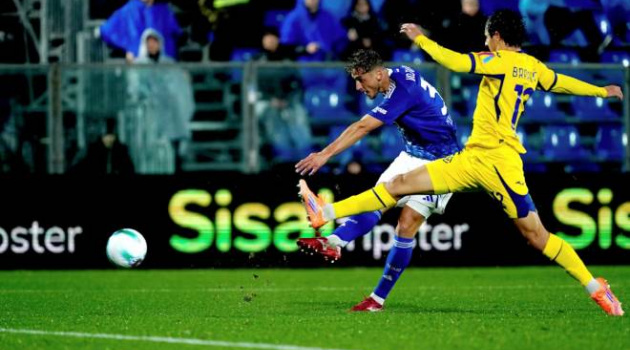 Como thắng đậm Verona, Fabregas tiếp tục viết cổ tích tại Serie A