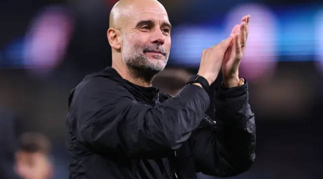 Hủy diệt Liverpool, Guardiola gửi “tín hiệu” tới Arsenal