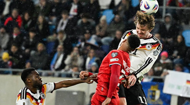 Woltemade tỏa sáng rực rỡ, Đức chạm tay vé World Cup 2026