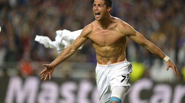 Trao giải QBV 2016: Ronaldo, Messi hay cú sốc từ Griezmann?