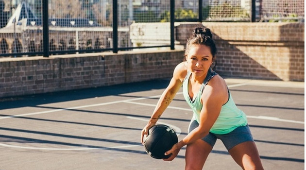 Kyah Simon - Nữ tiền đạo 'mắn bàn' của bóng đá Australia