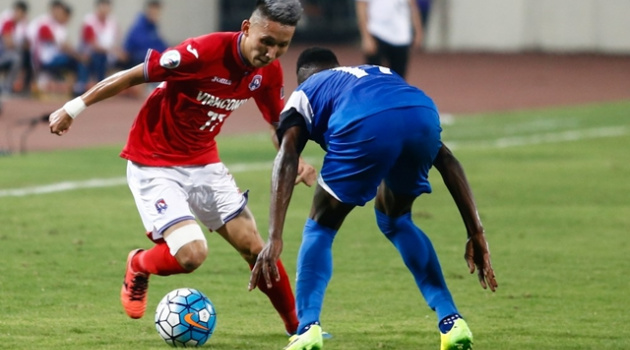 Hàng thủ khiến Than Quảng Ninh ôm hận