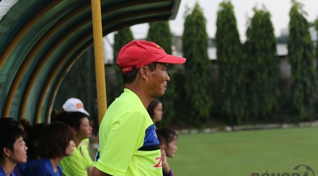 HLV Mai Đức Chung nói gì sau trận đấu đầu tiên của ĐT nữ Việt Nam