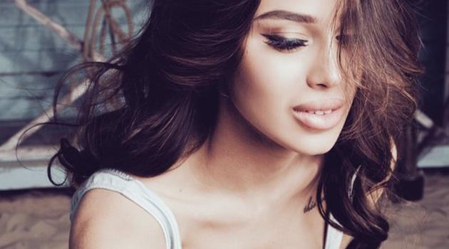Mimishelini - WAGs Nga 'hạ bệ' Irina Shayk