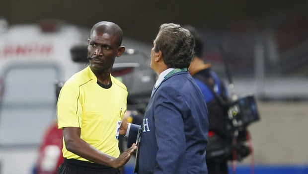 SỐC: FIFA quyết định cho đá lại một trận vòng loại World Cup