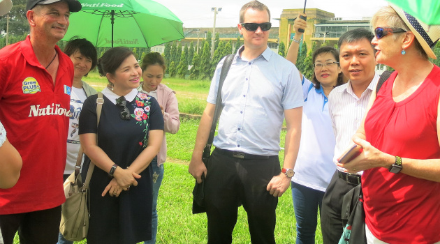 Học Viên JMG TP.HCM kết nối giáo sư Úc hỗ trợ thể chất cầu thủ nhí