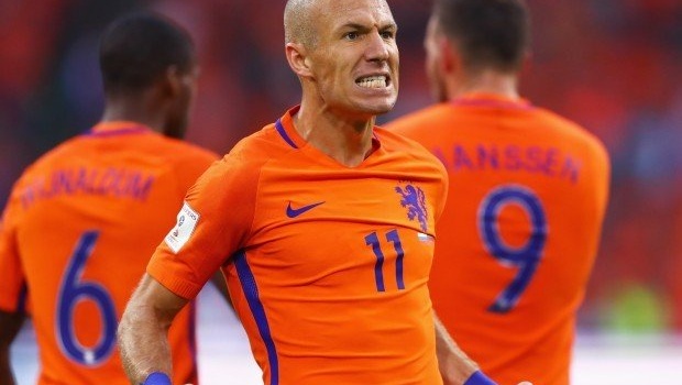 Robben cay đắng: 'Hà Lan hết cơ hội dự World Cup'