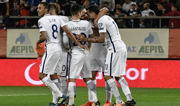 Đánh bại nhược tiểu, Hy Lạp dập tắt hy vọng của Hamsik và đồng đội