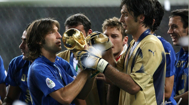 Pirlo giải nghệ, đội hình Azzurri dự chung kết World Cup 2006 còn lại ai?