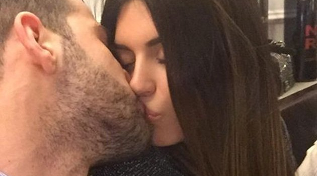Pjanic khoe ảnh 'khóa môi' với bạn gái mới Francesca
