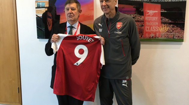 Vị khách đặc biệt thăm 'biệt đội Pháp' tại Arsenal