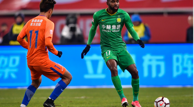 Vung tiền qua cửa sổ, CLB Trung Quốc vẫn thi đấu bạc nhược