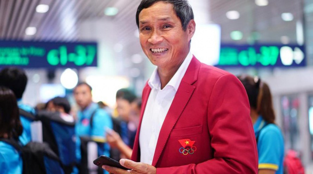 HLV Mai Đức Chung tự tin trước trận ra tại VCK Asian Cup 2018 