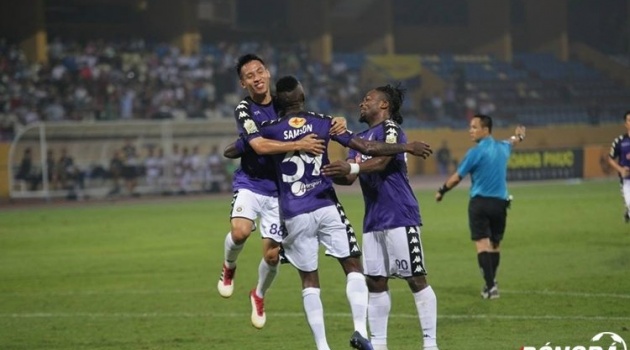 Ngoại binh tỏa sáng, Hà Nội FC vùi dập Sài Gòn 