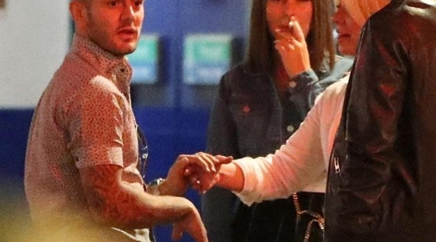 Vừa đón sinh nhật con gái, Wilshere đã đi quẩy xuyên đêm