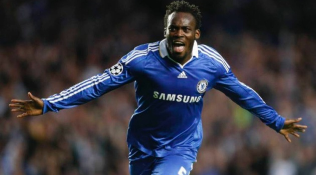 Michael Essien bị đội bóng Indonesia cắt hợp đồng